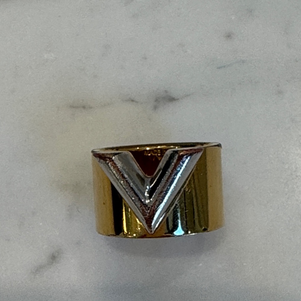 Vintage Authentic Louis Vuitton Gold Ring Size Made in Italy - Picture 8 of 11